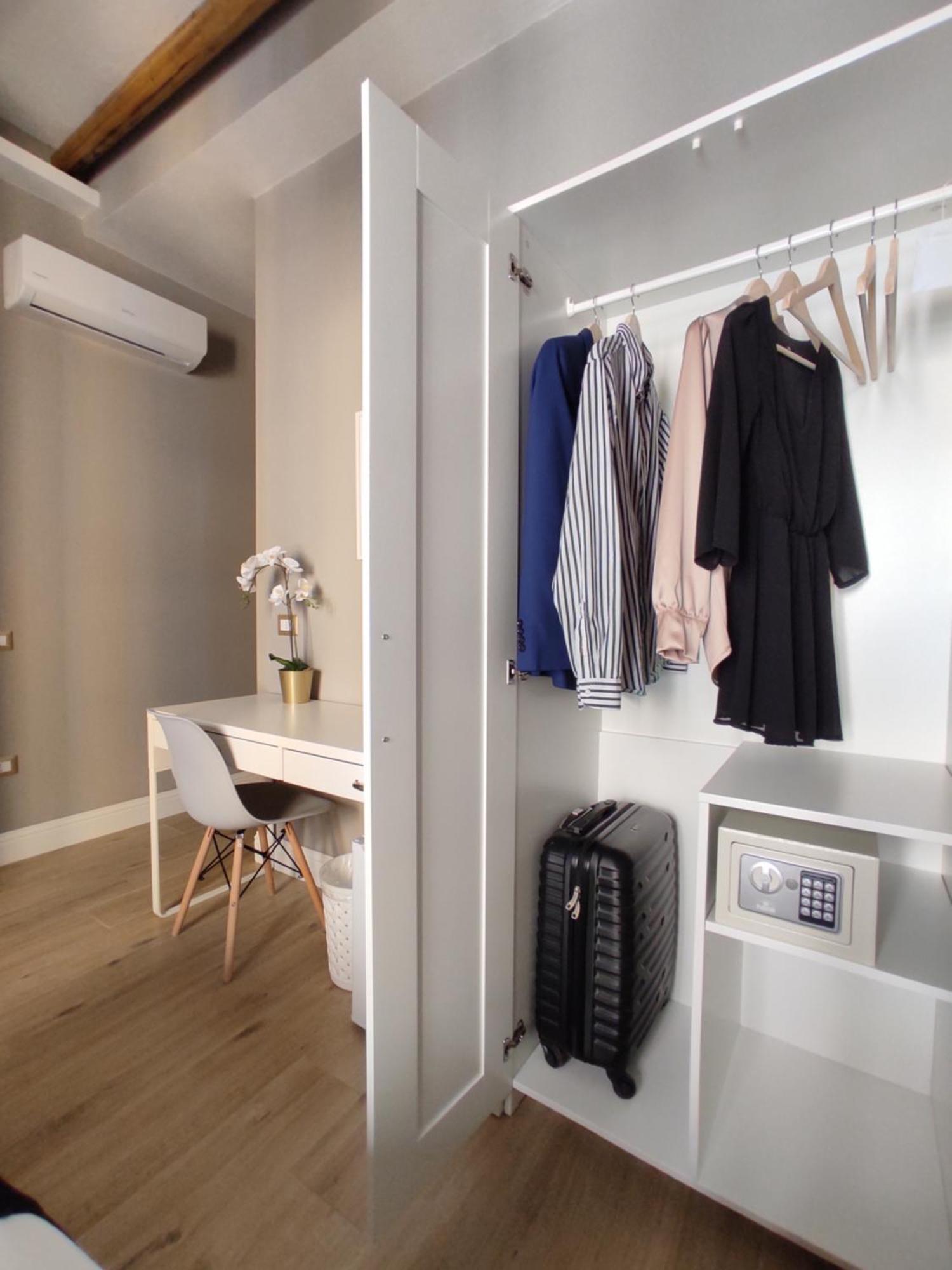 Manno Rooms Affittacamere كالياري الغرفة الصورة